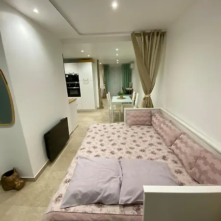 Balneo Clim Terrasse Et Parking Relaxation Guarantie Apartment Frejus