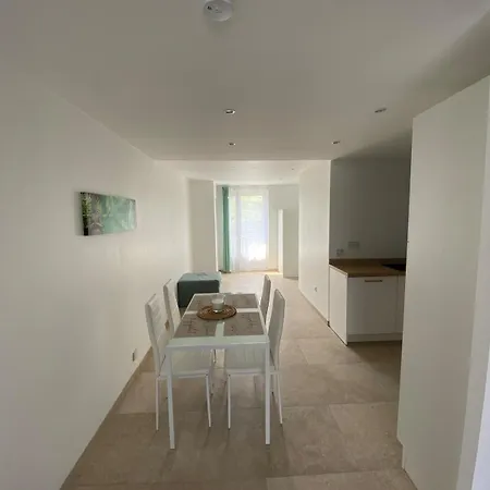 Balneo Clim Terrasse Et Parking Relaxation Guarantie Lägenhet *