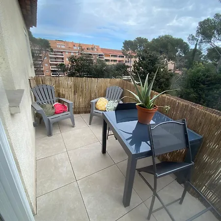 Balneo Clim Terrasse Et Parking Relaxation Guarantie Lägenhet Fréjus